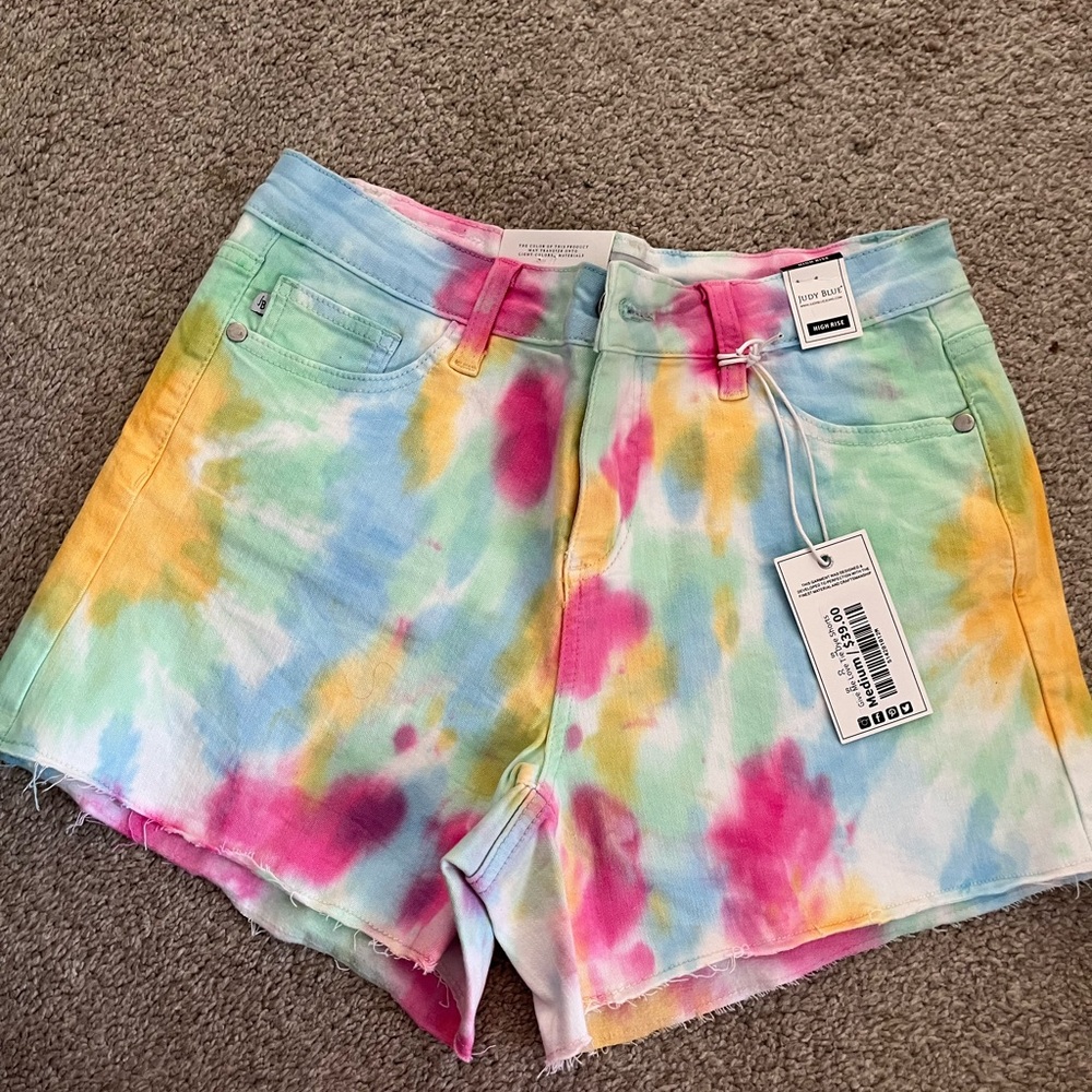 Judy Blue Size M Shorts NWT
